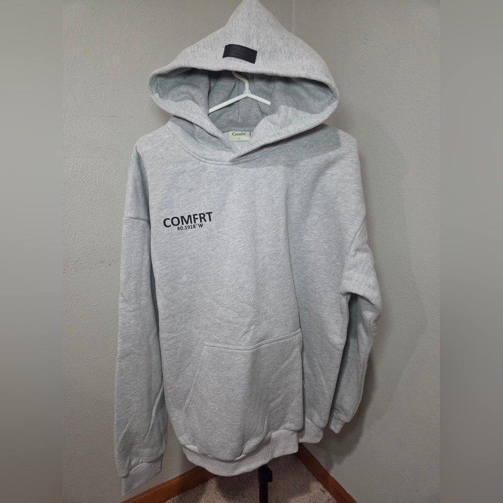 Comfrt Coordinates Sweat Set. Hoodie And Sweatpants. Grey. Size Large
